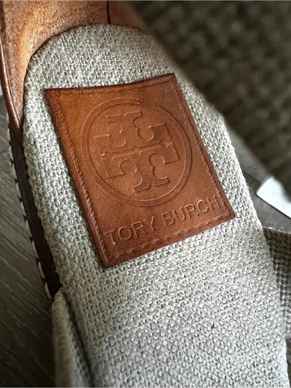 Tory Burch Adonis Wedge Espadrille Sandal 11 Gold Khaki Platform Logo EUC $398